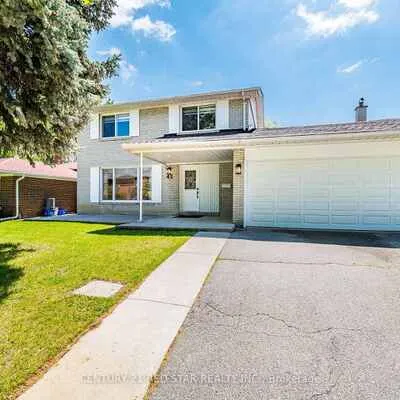 42,&nbsp;Broadfield, Markland Wood, Toronto