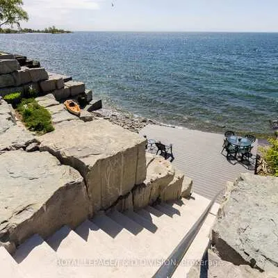 99,&nbsp;Lake Promenade, Long Branch, Toronto