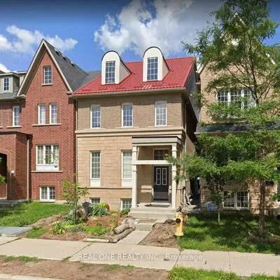 15,&nbsp;Hackett, York University Heights, Toronto