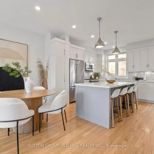 Premium freehold home for sale: 36, Clockwork, Stonegate-Queensway, Toronto