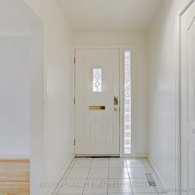 30,&nbsp;Fallowfield, Rexdale-Kipling, Toronto