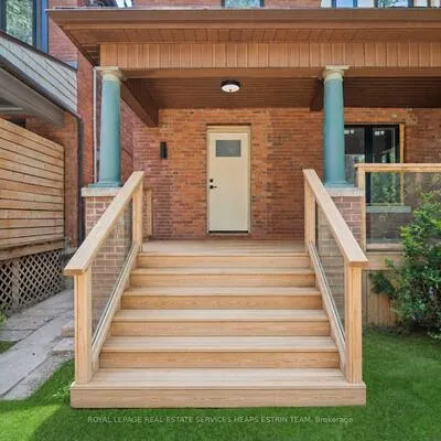 105,&nbsp;Galley, Roncesvalles, Toronto