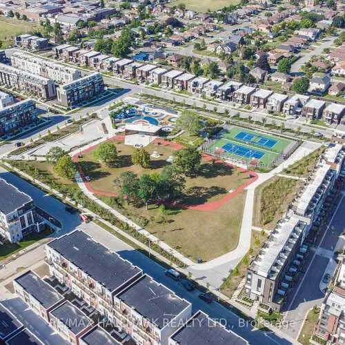 Premium freehold home for sale: 26, Caroline Carpenter, Downsview-Roding-CFB, Toronto