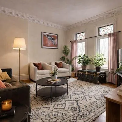 1544,&nbsp;King, South Parkdale, Toronto