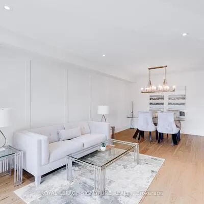 62,&nbsp;Ash, Long Branch, Toronto