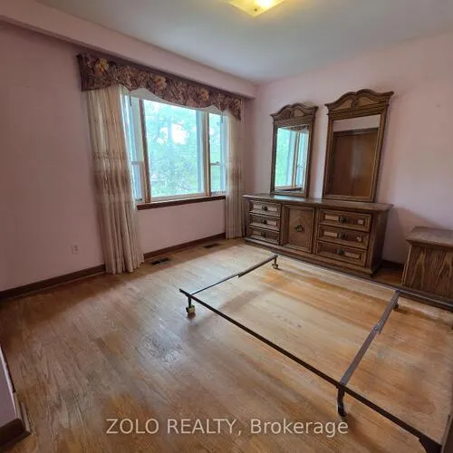 Premium freehold home for sale: 64, Prescott, Weston-Pellam Park, Toronto