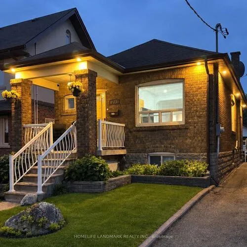 Premium freehold home for sale: 237, Belgravia, Briar Hill-Belgravia, Toronto