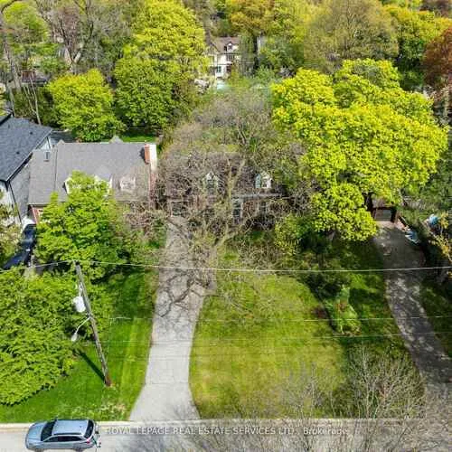 Premium freehold home for sale: 28, Holloway, Islington-City Centre West, Toronto