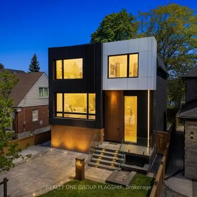 7,&nbsp;Bentley, Stonegate-Queensway, Toronto