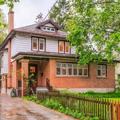 21,&nbsp;Cross, Weston, Toronto