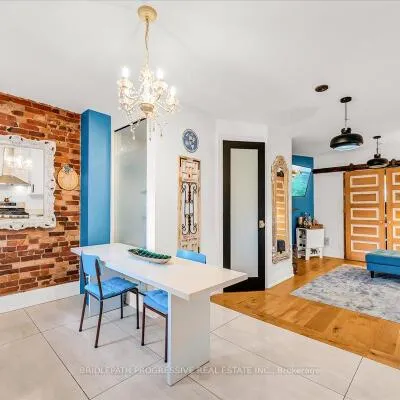 332,&nbsp;Delaware, Dovercourt-Wallace Emerson-Junction, Toronto
