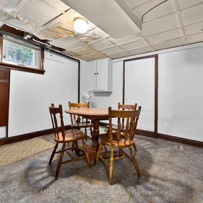 23,&nbsp;Ashbourne, Islington-City Centre West, Toronto