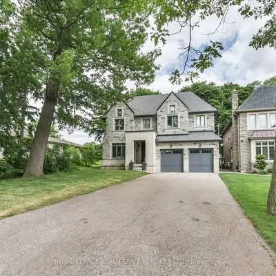 439,&nbsp;Martin Grove, Princess-Rosethorn, Toronto