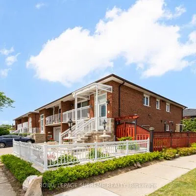 2,&nbsp;Dogleg, York University Heights, Toronto
