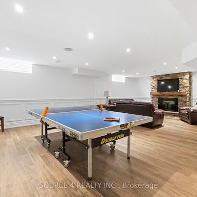 39,&nbsp;Amesbury, Brookhaven-Amesbury, Toronto