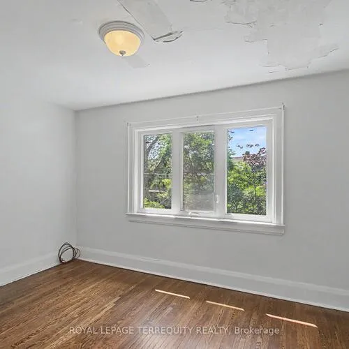 Premium freehold home for sale: 122, Ascot, Corso Italia-Davenport, Toronto