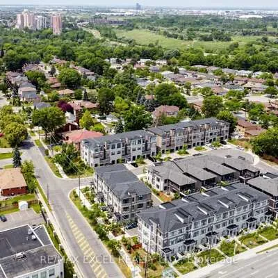 2A,&nbsp;Muir, Humber Summit, Toronto