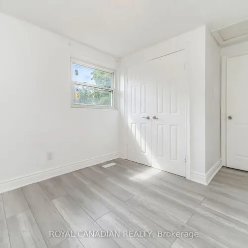 Premium freehold home for sale: 6, Damascus, West Humber-Clairville, Toronto