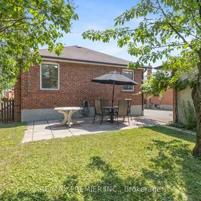 30,&nbsp;Forthbridge, Downsview-Roding-CFB, Toronto