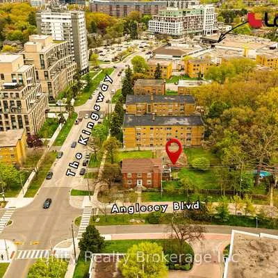 296,&nbsp;The Kingsway, Edenbridge-Humber Valley, Toronto