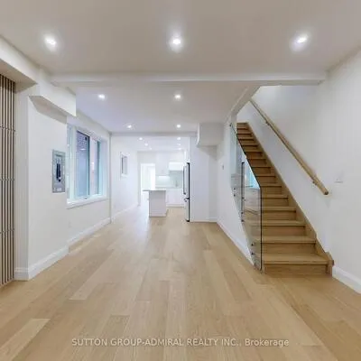 109,&nbsp;Fermanagh, Roncesvalles, Toronto