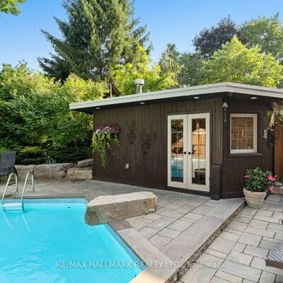 25,&nbsp;Queensborough, Willowridge-Martingrove-Richview, Toronto