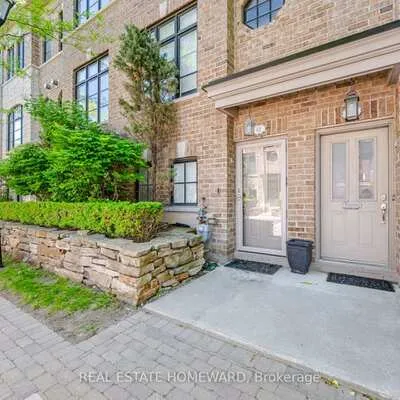 62,&nbsp;Cormier, Mimico, Toronto