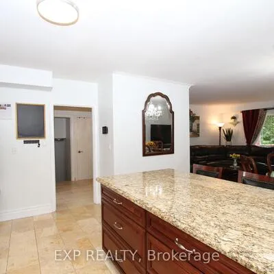 77,&nbsp;Letchworth, Downsview-Roding-CFB, Toronto
