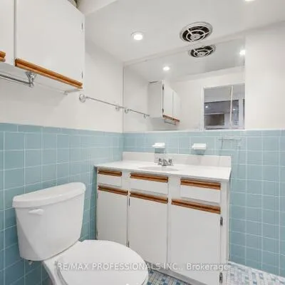 50,&nbsp;Cobb, Glenfield-Jane Heights, Toronto