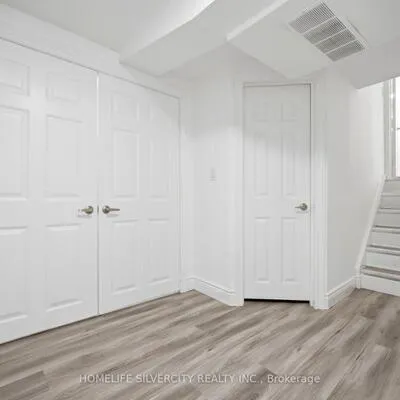 29,&nbsp;Brookmere, Rexdale-Kipling, Toronto