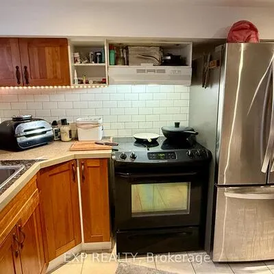132,&nbsp;Brookhaven, Brookhaven-Amesbury, Toronto