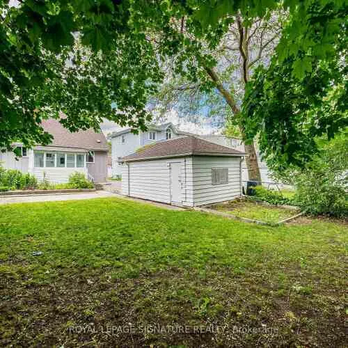 Premium freehold home for sale: 7, Putney, Alderwood, Toronto
