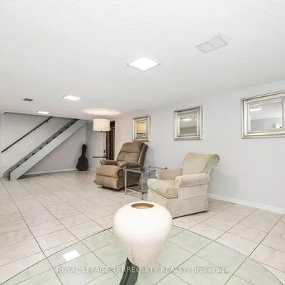 24,&nbsp;Rectory, Weston, Toronto