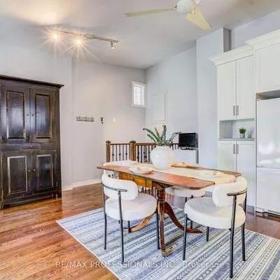 39,&nbsp;Rosemeade, Stonegate-Queensway, Toronto