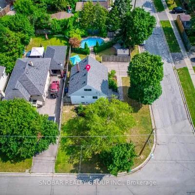 3,&nbsp;Burchell, Elms-Old Rexdale, Toronto