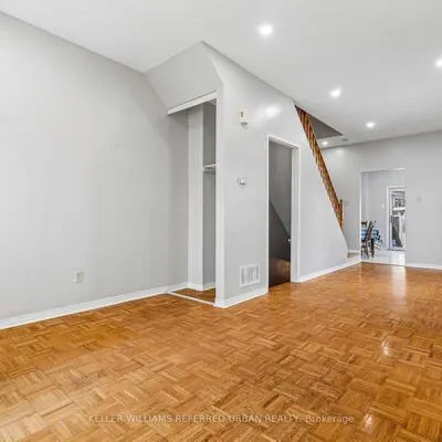 1508,&nbsp;Dupont, Dovercourt-Wallace Emerson-Junction, Toronto