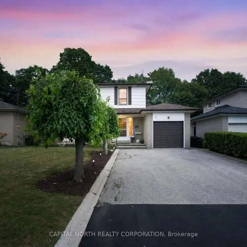 Premium freehold home for sale: 116, Exbury, Downsview-Roding-CFB, Toronto