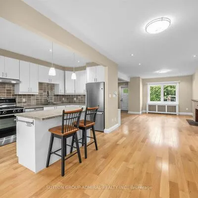 246,&nbsp;Ellis, High Park-Swansea, Toronto