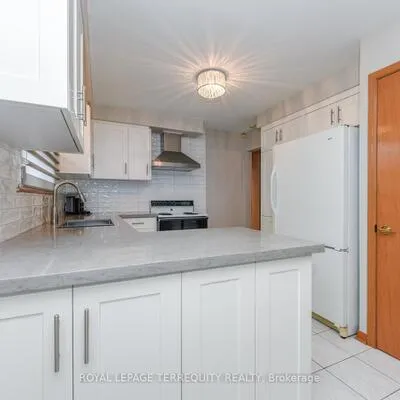 94,&nbsp;Melbert, Eringate-Centennial-West Deane, Toronto