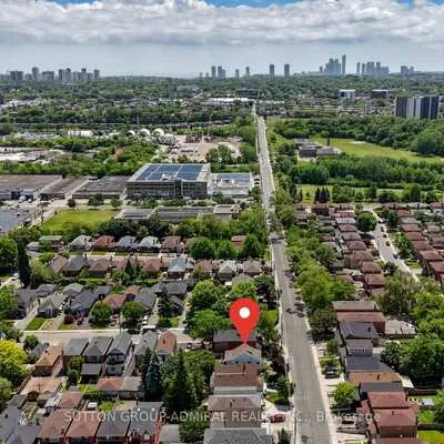 75,&nbsp;Rockcliffe, Rockcliffe-Smythe, Toronto
