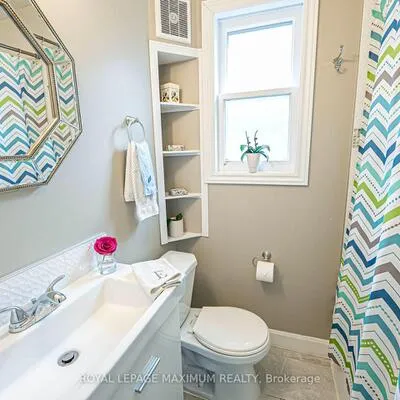 2113,&nbsp;Keele, Beechborough-Greenbrook, Toronto