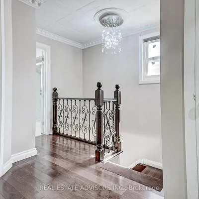 1228,&nbsp;Jane, Mount Dennis, Toronto