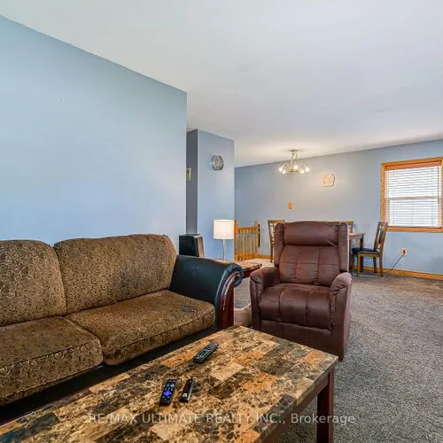 Premium freehold home for sale: 632, Trethewey, Brookhaven-Amesbury, Toronto