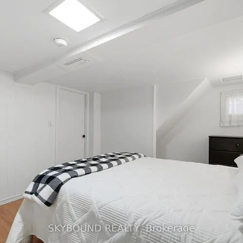 Premium freehold home for sale: 313, Silverthorn, Keelesdale-Eglinton West, Toronto
