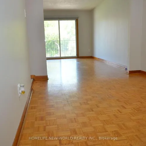 Premium freehold home for sale: 6, Privet, Downsview-Roding-CFB, Toronto