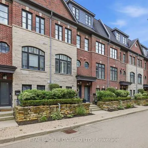Premium freehold home for sale: 39, Lobo Mews, Islington-City Centre West, Toronto