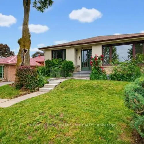Premium freehold home for sale: 41, Strathavon, Mount Olive-Silverstone-Jamestown, Toronto