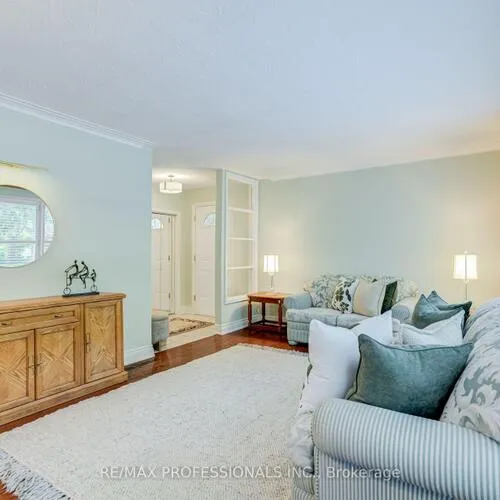 Premium freehold home for sale: 48, Genthorn, Rexdale-Kipling, Toronto