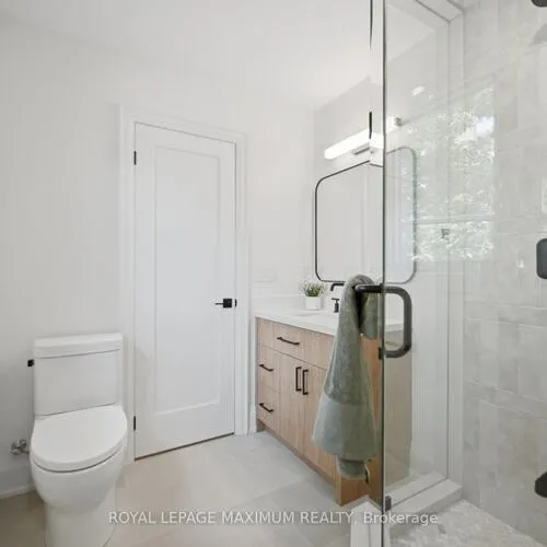 Premium freehold home for sale: 11, Park, Long Branch, Toronto