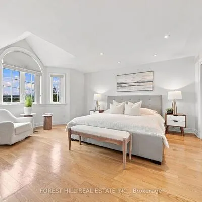 1006,&nbsp;Briar Hill, Briar Hill-Belgravia, Toronto